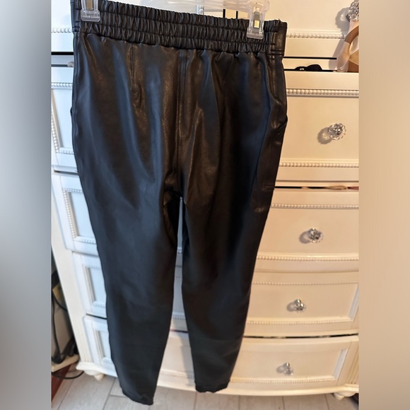 Spanx Leather Like Jogger Sz Small - Picture 5 of 8
